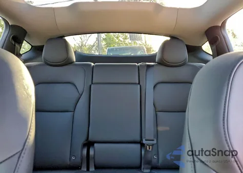 2026 Tesla Model Y from USA, damaged, VIN 7SAYGDED0TA438430